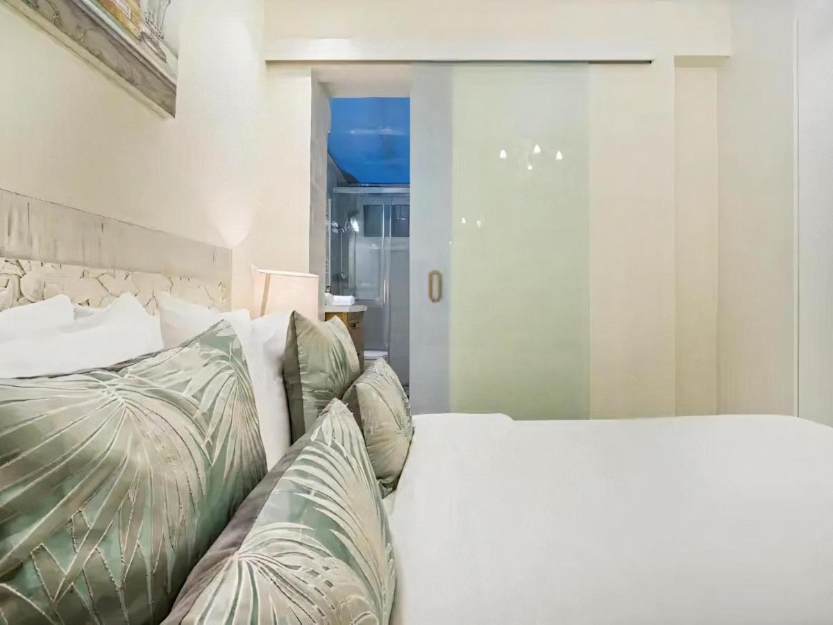 Sitges Spaces Mediterranean Apartments 4 Bedroom, 4 Bathroom, Huge Terrace, Jacuzzi- Sleeps 9 Exterior foto